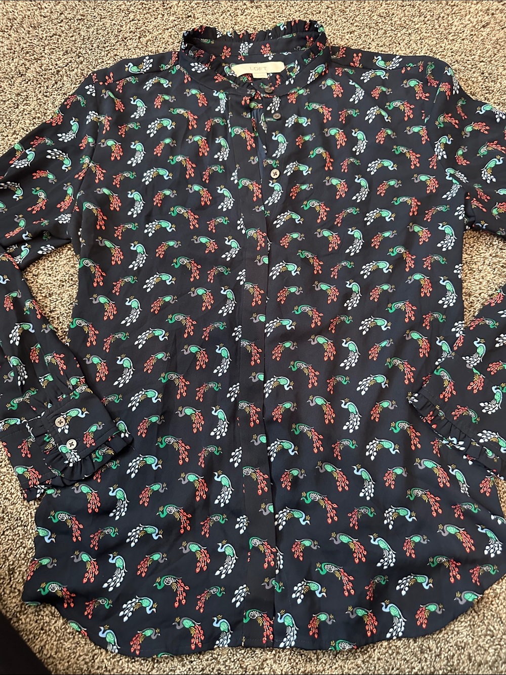 Beautiful Navy LOFT Floral Peacock Button-Down Blouse.  Size L.